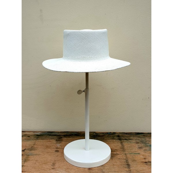 Dilara Latrous vasarinė skrybėlė